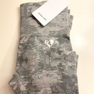 women’s best camo seamless leggings